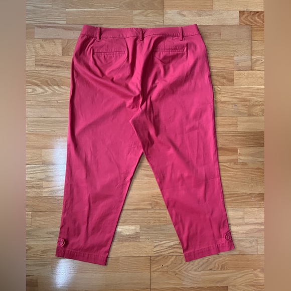 Talbots ‘Perfect Crop’ pants - Picture 2 of 3